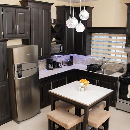 Stacys Place #2 2 Bedroom Apartment Port of Spain Esterno foto