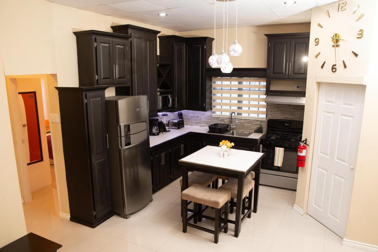 Stacys Place #2 2 Bedroom Apartment Port of Spain Esterno foto