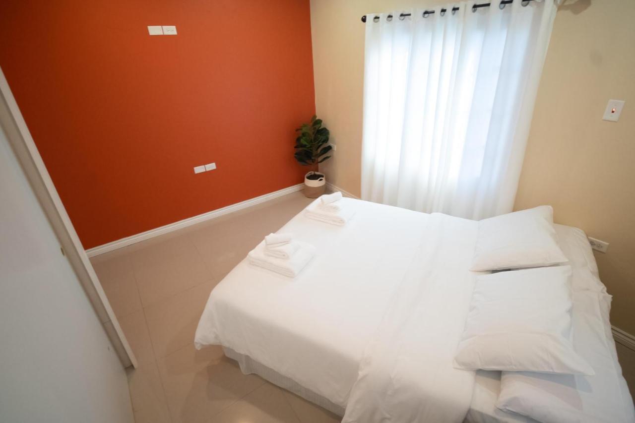 Stacys Place #2 2 Bedroom Apartment Port of Spain Esterno foto