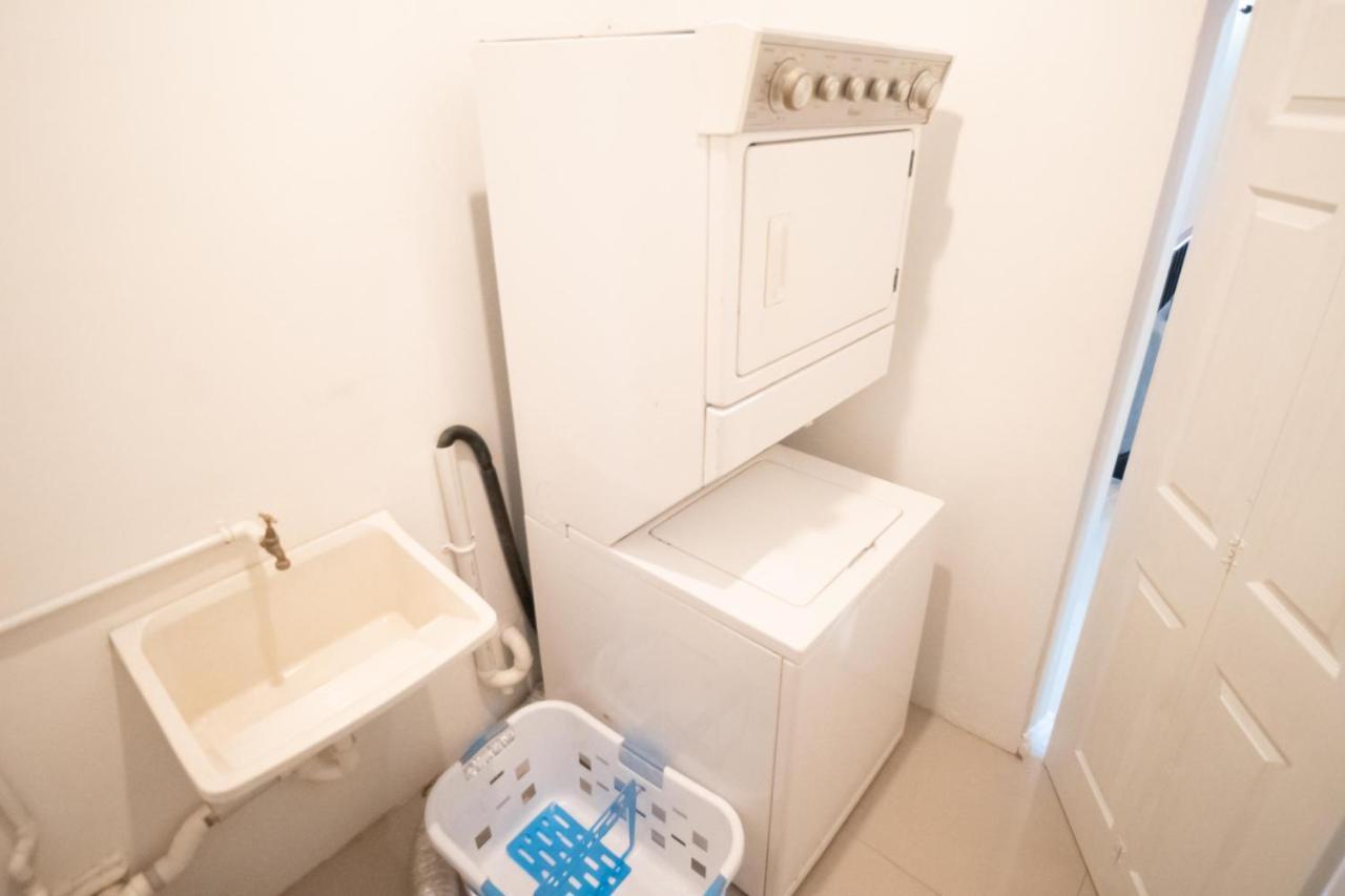 Stacys Place #2 2 Bedroom Apartment Port of Spain Esterno foto